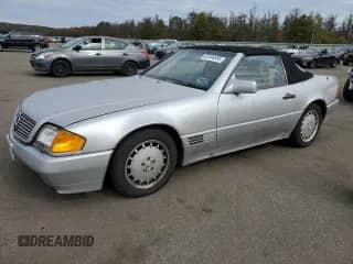 1990 Mercedes-Benz 500 z VIN WDBFA66E3LF009952, wystawiony jako Copart lot #90219105 z przebiegiem 53 690 mil mil oraz Czysty tytuł • Clean title. Historia ofert i sprzedaży dostępna na DreamBid. Obrazek 1.