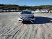 2023 Toyota Camry SE z VIN 4T1S11AK2PU736173, wystawiony jako Copart lot #86749375 z przebiegiem 26 763 mil mil oraz Szkoda całkowita • Salvage title. Historia ofert i sprzedaży dostępna na DreamBid. Obrazek 13.