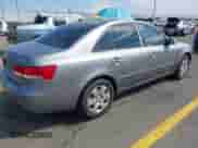 2006 Hyundai Sonata GL z VIN 5NPET46C46H060431, wystawiony jako IAAI lot #43281199 z przebiegiem 159 202 mil mil oraz . Historia ofert i sprzedaży dostępna na DreamBid. Obrazek 4.