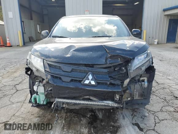 2020 Mitsubishi Outlander ES with VIN JA4AR3AU2LU020187, listed as a Copart auction lot 81182715 with 88,226 mi miles and Salvage title. Bid and sale history available at DreamBid. Image 5.