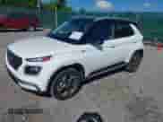2025 Hyundai Venue SEL с VIN KMHRC8A32SU381038, выставлен на аукционе IAAI как лот 42316870 с пробегом 473 миль миль и . История ставок и продаж доступна на DreamBid. Изображение 19.