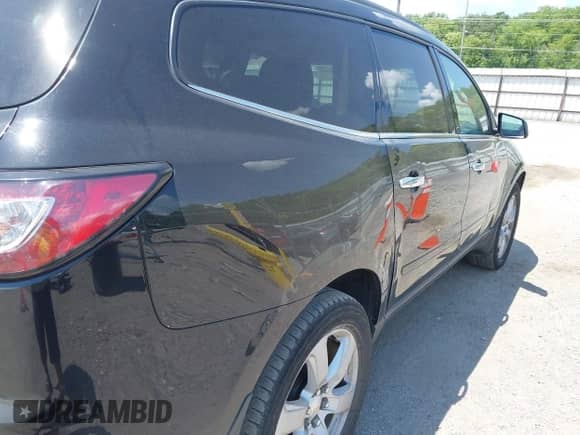 2016 Chevrolet Traverse LT with VIN 1GNKRGKD3GJ268804, listed as a IAAI auction lot 42568889 with 97,499 mi miles and . Bid and sale history available at DreamBid. Image 19.
