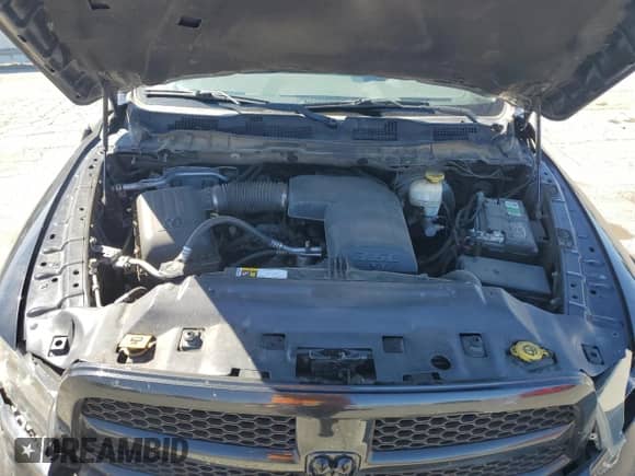 2017 Ram 1500 Express z VIN 1C6RR6FG6HS598784, wystawiony jako Copart lot #68023535 z przebiegiem 131 353 mil mil oraz Szkoda całkowita • Salvage title. Historia ofert i sprzedaży dostępna na DreamBid. Obrazek 11.