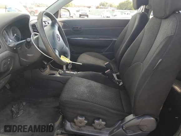 2007 Hyundai Accent GS с VIN KMHCM36C17U037643, выставлен на аукционе Copart как лот 68741645 с пробегом 179 789 миль миль и Списание • Salvage title. История ставок и продаж доступна на DreamBid. Изображение 7.