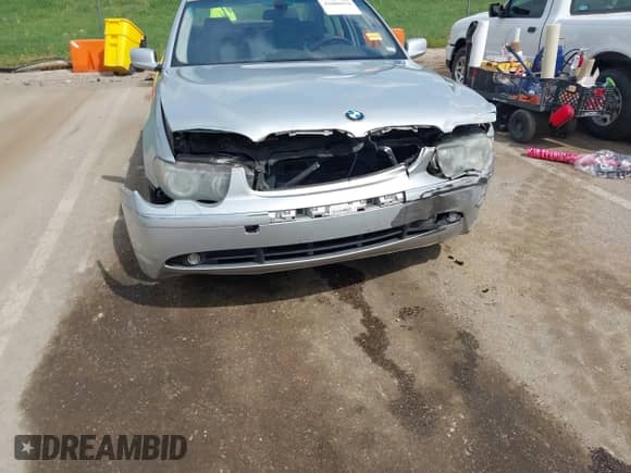 2003 BMW 7 Series 745Li с VIN WBAGN63443DR14666, выставлен на аукционе IAAI как лот 42088916 с пробегом 164 846 миль миль и . История ставок и продаж доступна на DreamBid. Изображение 6.