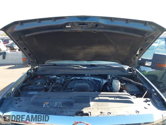 2017 Chevrolet Silverado 2500HD LT z VIN 1GC2KVEG5HZ180122, wystawiony jako IAAI lot #43302524 z przebiegiem 113 073 mil mil oraz . Historia ofert i sprzedaży dostępna na DreamBid. Obrazek 10.