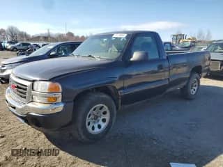 2005 GMC Sierra 1500 SLE z VIN 1GTEK14T25Z349979, wystawiony jako Copart lot #79128884 z przebiegiem 180 228 mil mil oraz Czysty tytuł • Clean title. Historia ofert i sprzedaży dostępna na DreamBid. Obrazek 1.