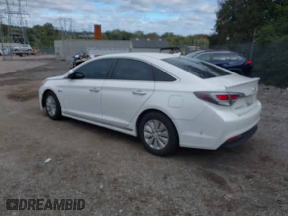 2016 Hyundai Sonata SE с VIN KMHE24L17GA023142, выставлен на аукционе IAAI как лот 43460061 с пробегом Не указан миль и . История ставок и продаж доступна на DreamBid. Изображение 3.