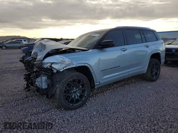 2023 Jeep Grand Cherokee Summit Reserve with VIN 1C4RJKET4P8742190, listed as a Copart auction lot 89284475 with 13,312 mi miles and Salvage title. Bid and sale history available at DreamBid. Image 1.