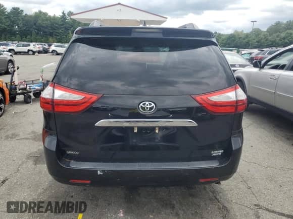 2017 Toyota Sienna XLE with VIN 5TDDZ3DCXHS151806, listed as a Copart auction lot 68840275 with Not provided miles and Salvage title. Bid and sale history available at DreamBid. Image 6.