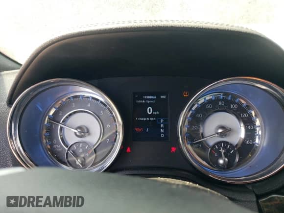 2012 Chrysler 300 C z VIN 2C3CCAET7CH108424, wystawiony jako Copart lot #65897565 z przebiegiem 115 080 mil mil oraz Szkoda całkowita • Salvage title. Historia ofert i sprzedaży dostępna na DreamBid. Obrazek 9.