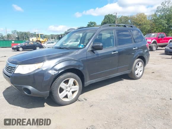 2009 Subaru Forester X с VIN JF2SH63609H728096, выставлен на аукционе IAAI как лот 43054489 с пробегом 175 151 миль миль и . История ставок и продаж доступна на DreamBid. Изображение 2.