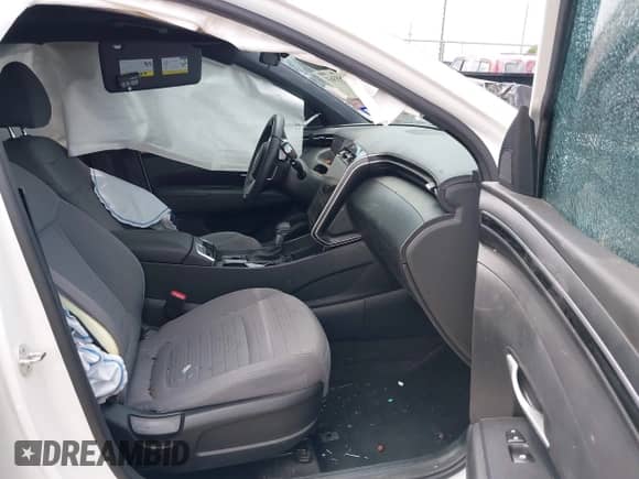 2024 Hyundai Santa Cruz SEL с VIN 5NTJC4AE1RH098745, выставлен на аукционе IAAI как лот 42955363 с пробегом 32 286 миль миль и . История ставок и продаж доступна на DreamBid. Изображение 5.