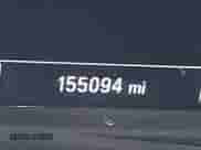 2020 Chevrolet Silverado 1500 Custom z VIN 1GCPWBEK0LZ157613, wystawiony jako IAAI lot #43247346 z przebiegiem 155 094 mil mil oraz . Historia ofert i sprzedaży dostępna na DreamBid. Obrazek 16.