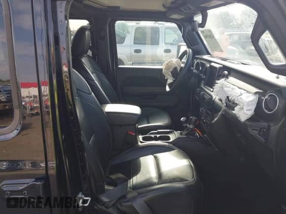 2023 Jeep Wrangler Sahara with VIN 1C4JJXP62PW628735, listed as a IAAI auction lot 42683940 with 46,534 mi miles and . Bid and sale history available at DreamBid. Image 5.