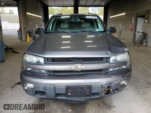 2005 Chevrolet TrailBlazer LS с VIN 1GNDT13S552303841, выставлен на аукционе Copart как лот 82066305 с пробегом 113 457 миль миль и Списание • Salvage title. История ставок и продаж доступна на DreamBid. Изображение 5.