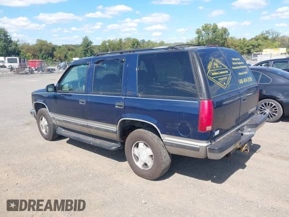 1999 Chevrolet Tahoe Z71 с VIN 1GNEK13R1XJ526620, выставлен на аукционе IAAI как лот 43180105 с пробегом 162 613 миль миль и . История ставок и продаж доступна на DreamBid. Изображение 3.