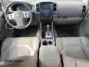 2008 Nissan Pathfinder SE z VIN 5N1BR18B88C612074, wystawiony jako Copart lot #62854385 z przebiegiem 107 918 mil mil oraz Szkoda całkowita • Salvage title. Historia ofert i sprzedaży dostępna na DreamBid. Obrazek 8.