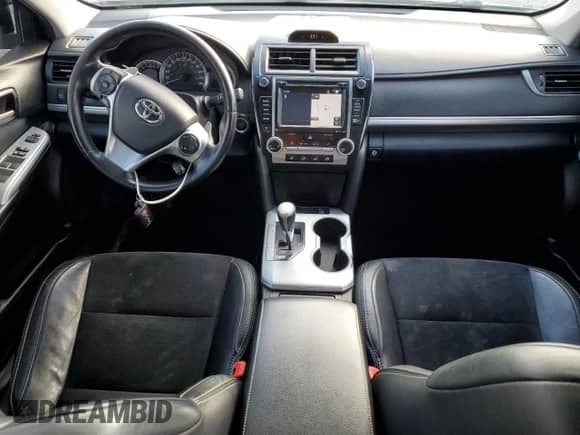 2014 Toyota Camry SE с VIN 4T1BK1FKXEU550447, выставлен на аукционе Copart как лот 86093305 с пробегом 230 944 миль миль и Чистый • Clean title. История ставок и продаж доступна на DreamBid. Изображение 8.