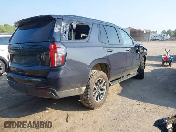 2024 Chevrolet Tahoe Z71 с VIN 1GNSKPKD8RR177147, выставлен на аукционе IAAI как лот 42383508 с пробегом 28 772 миль миль и . История ставок и продаж доступна на DreamBid. Изображение 4.