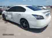 2013 Nissan Maxima SV z VIN 1N4AA5AP6DC809796, wystawiony jako IAAI lot #42517126 z przebiegiem 155 947 mil mil oraz . Historia ofert i sprzedaży dostępna na DreamBid. Obrazek 3.