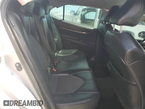 2023 Toyota Camry SE z VIN 4T1G11AK9PU104521, wystawiony jako Copart lot #63671725 z przebiegiem 69 960 mil mil oraz Nie do naprawy • Non repairable. Historia ofert i sprzedaży dostępna na DreamBid. Obrazek 10.