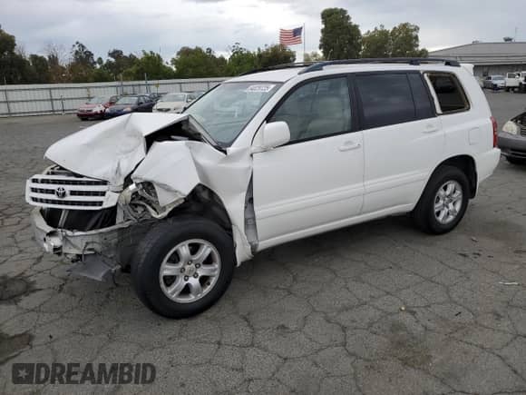 2002 Toyota Highlander с VIN JTEHF21A520042764, выставлен на аукционе Copart как лот 84029725 с пробегом 215 299 миль миль и Списание • Salvage title. История ставок и продаж доступна на DreamBid. Изображение 1.