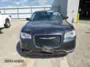 2018 Chrysler 300 Touring с VIN 2C3CCARG2JH325017, выставлен на аукционе Copart как лот 70126575 с пробегом 60 743 миль миль и Списание • Salvage title. История ставок и продаж доступна на DreamBid. Изображение 5.