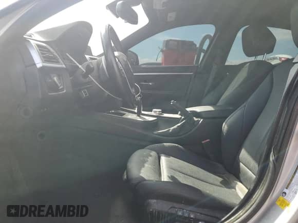 2020 BMW 4 Series 430i с VIN WBA4J1C09LCD72309, выставлен на аукционе Copart как лот 81258205 с пробегом 81 465 миль миль и Списание • Salvage title. История ставок и продаж доступна на DreamBid. Изображение 7.