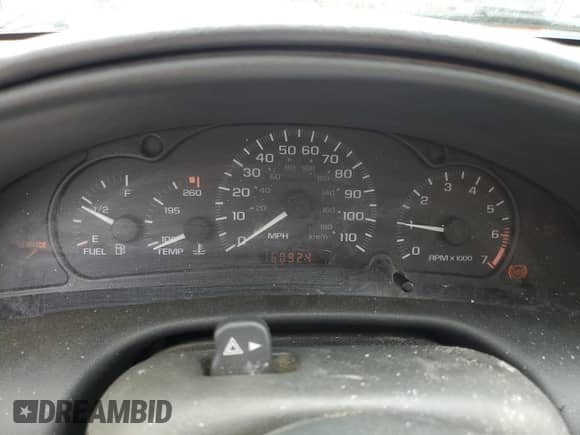 2002 Chevrolet Cavalier с VIN 1G1JC524727167757, выставлен на аукционе Copart как лот 68827105 с пробегом 160 924 миль миль и Списание • Salvage title. История ставок и продаж доступна на DreamBid. Изображение 9.