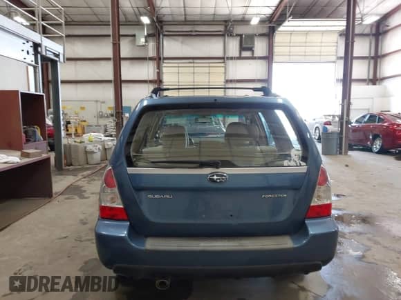 2007 Subaru Forester X с VIN JF1SG656X7H700288, выставлен на аукционе IAAI как лот 42384948 с пробегом 116 310 миль миль и . История ставок и продаж доступна на DreamBid. Изображение 16.