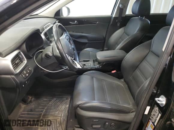 2019 Kia Sorento SX Limited with VIN 5XYPKDA51KG500451, listed as a Copart auction lot 61196805 with 54,376 mi miles and Salvage title. Bid and sale history available at DreamBid. Image 7.