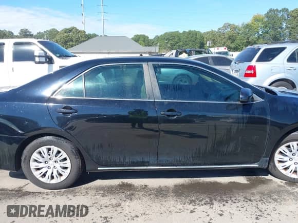 2014 Toyota Camry SE с VIN 4T1BF1FK2EU823028, выставлен на аукционе IAAI как лот 43359704 с пробегом 181 246 миль миль и . История ставок и продаж доступна на DreamBid. Изображение 13.