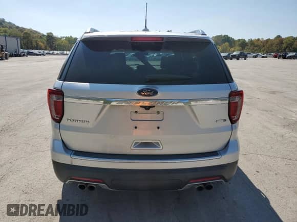 2018 Ford Explorer Platinum с VIN 1FM5K8HT9JGC23770, выставлен на аукционе Copart как лот 80616445 с пробегом 89 596 миль миль и Списание • Salvage title. История ставок и продаж доступна на DreamBid. Изображение 6.