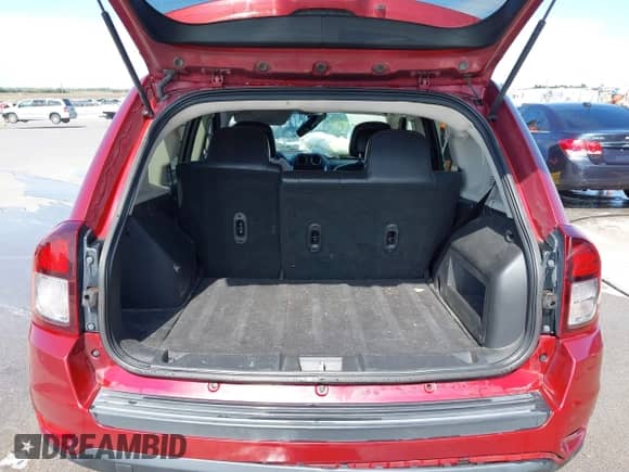 2014 Jeep Compass Latitude with VIN 1C4NJCEB4ED651713, listed as a IAAI auction lot 43305790 with 139,289 mi miles and . Bid and sale history available at DreamBid. Image 17.