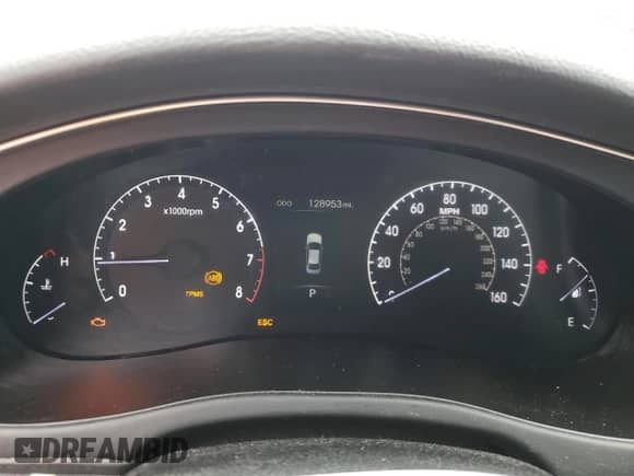 2012 Hyundai Genesis R-Spec с VIN KMHGC4DH6CU192207, выставлен на аукционе Copart как лот 56132575 с пробегом 128 953 миль миль и Чистый • Clean title. История ставок и продаж доступна на DreamBid. Изображение 9.