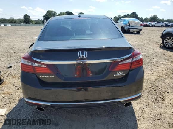2017 Honda Accord Touring with VIN 1HGCR3F95HA044206, listed as a Copart auction lot 71699515 with 136,375 mi miles and Salvage title. Bid and sale history available at DreamBid. Image 6.