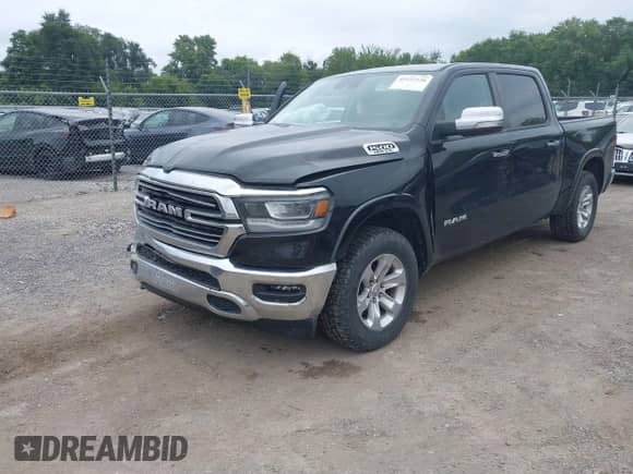 2022 Ram 1500 Laramie z VIN 1C6SRFJT2NN179069, wystawiony jako IAAI lot #43127220 z przebiegiem 83 741 mil mil oraz . Historia ofert i sprzedaży dostępna na DreamBid. Obrazek 17.