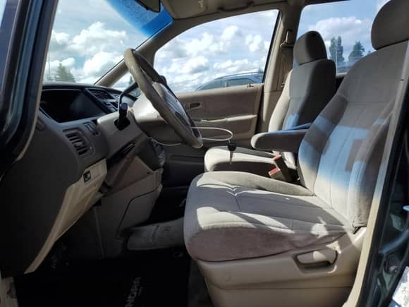 1997 Honda Odyssey with VIN JHMRA1847VC014113, listed as a Copart auction lot 59270225 with 118,136 mi miles and Salvage title. Bid and sale history available at DreamBid. Image 7.