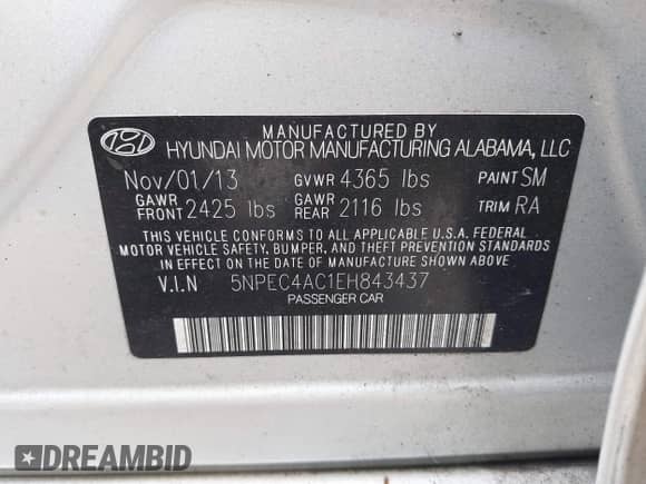 2014 Hyundai Sonata SE with VIN 5NPEC4AC1EH843437, listed as a IAAI auction lot 43370226 with 131,275 mi miles and . Bid and sale history available at DreamBid. Image 9.