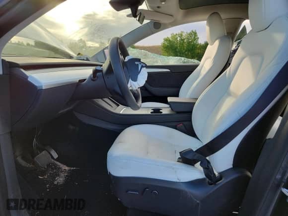 2023 Tesla Model Y Long Range с VIN 7SAYGDEE3PF714262, выставлен на аукционе Copart как лот 71861085 с пробегом 13 670 миль миль и Списание • Salvage title. История ставок и продаж доступна на DreamBid. Изображение 7.