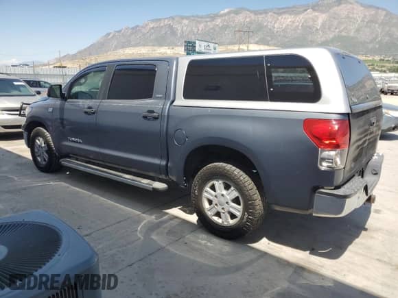 2007 Toyota Tundra SR5 z VIN 5TBET541X7S454852, wystawiony jako Copart lot #61135375 z przebiegiem Nie podano mil oraz Szkoda całkowita • Salvage title. Historia ofert i sprzedaży dostępna na DreamBid. Obrazek 2.