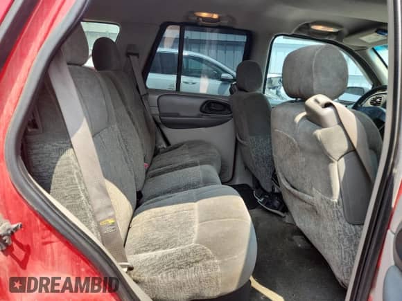 2002 Chevrolet TrailBlazer LS with VIN 1GNDT13S222187218, listed as a Copart auction lot 60282145 with 173,423 mi miles and Salvage title. Bid and sale history available at DreamBid. Image 11.