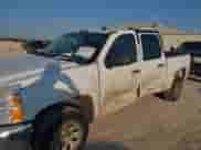 2012 Chevrolet Silverado 1500 LS z VIN 3GCPCREA3CG240817, wystawiony jako IAAI lot #43135184 z przebiegiem 314 528 mil mil oraz . Historia ofert i sprzedaży dostępna na DreamBid. Obrazek 6.