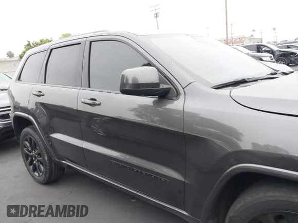 2021 Jeep Grand Cherokee Laredo E z VIN 1C4RJEAGXMC551506, wystawiony jako IAAI lot #42715133 z przebiegiem 71 667 mil mil oraz . Historia ofert i sprzedaży dostępna na DreamBid. Obrazek 14.