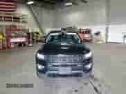 2019 Jeep Compass Latitude с VIN 3C4NJDBB1KT622895, выставлен на аукционе Copart как лот 67121915 с пробегом 93 173 миль миль и Списание • Salvage title. История ставок и продаж доступна на DreamBid. Изображение 14.
