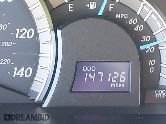 2013 Toyota Camry L с VIN 4T1BF1FK8DU641302, выставлен на аукционе IAAI как лот 43193288 с пробегом 147 126 миль миль и . История ставок и продаж доступна на DreamBid. Изображение 16.