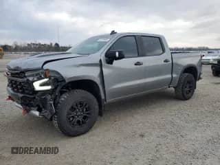 2024 Chevrolet Silverado 1500 ZR2 z VIN 3GCUDHEL9RG117186, wystawiony jako Copart lot #44416385 z przebiegiem 10 488 mil mil oraz Szkoda całkowita • Salvage title. Historia ofert i sprzedaży dostępna na DreamBid. Obrazek 1.