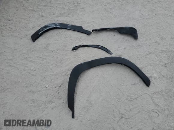 2024 Toyota Corolla Cross L с VIN 7MUAAAAG7RV075720, выставлен на аукционе Copart как лот 69745205 с пробегом 32 257 миль миль и На запчасти • Non repairable. История ставок и продаж доступна на DreamBid. Изображение 13.