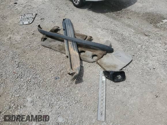 2009 Chevrolet Tahoe 1LT с VIN 1GNEC23319R289341, выставлен на аукционе Copart как лот 65078485 с пробегом Не указан миль и Списание • Salvage title. История ставок и продаж доступна на DreamBid. Изображение 13.